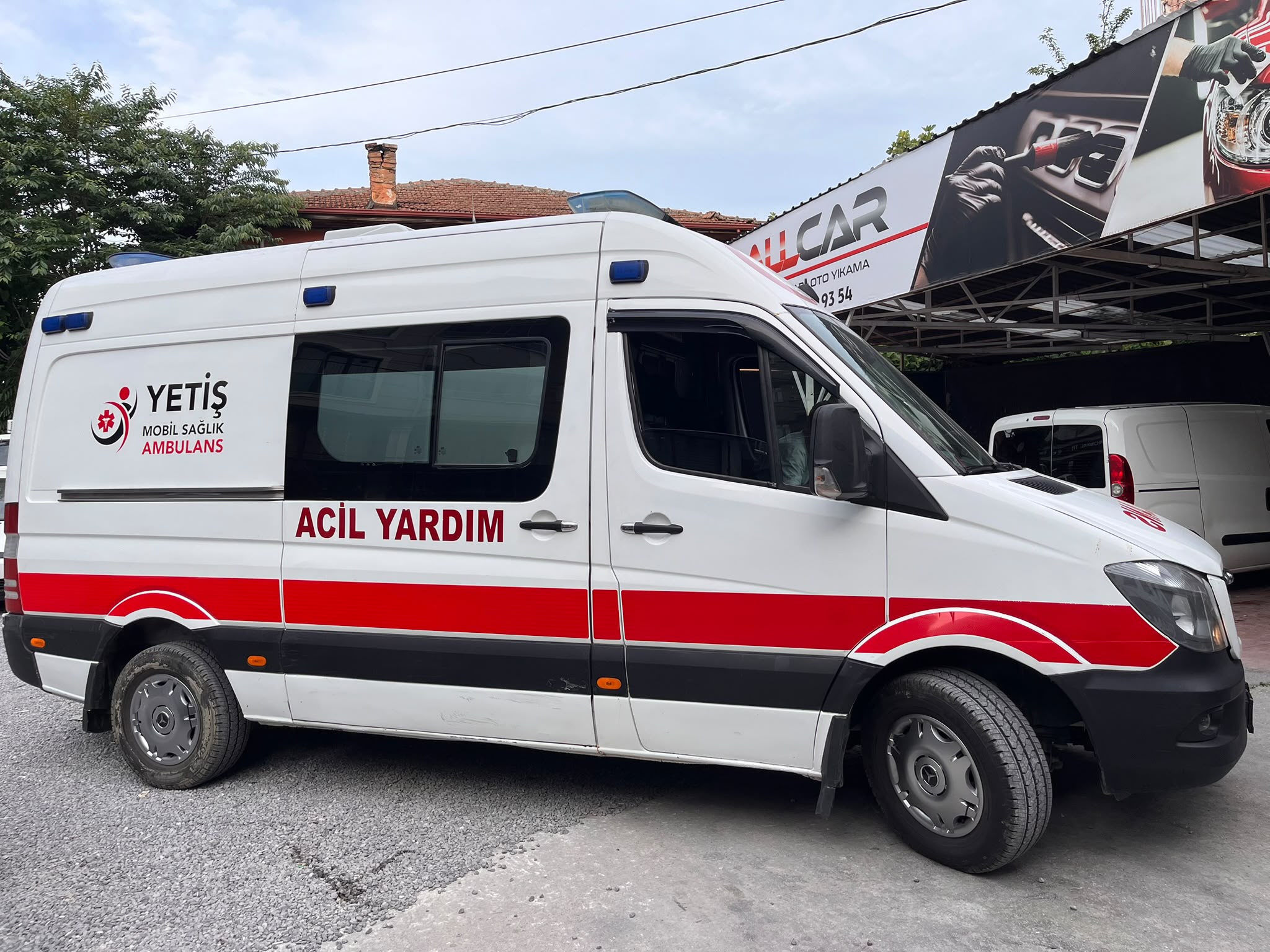 Yetiş Mobil Sağlık ambulans