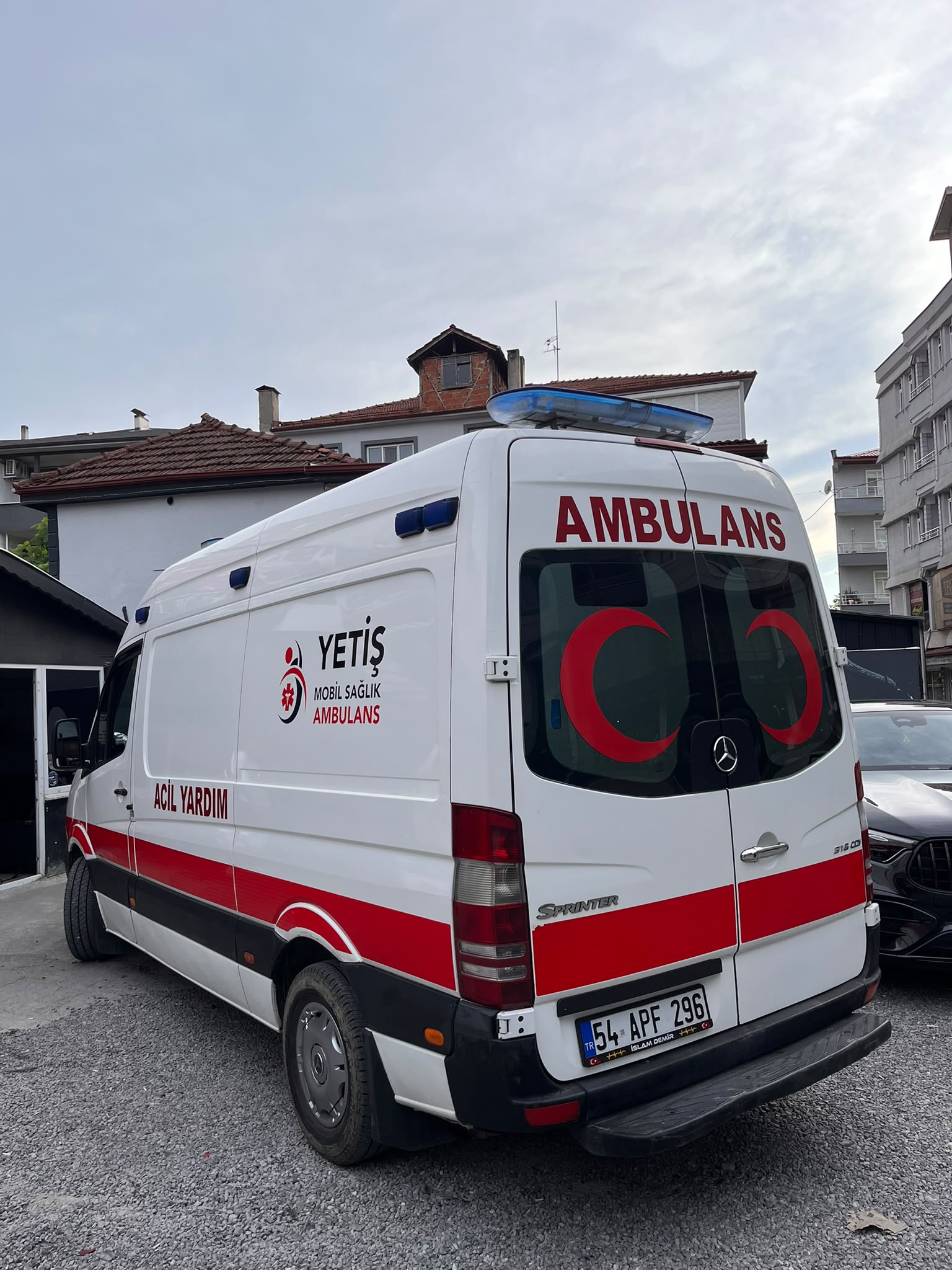 Yetiş Mobil Sağlık ambulans